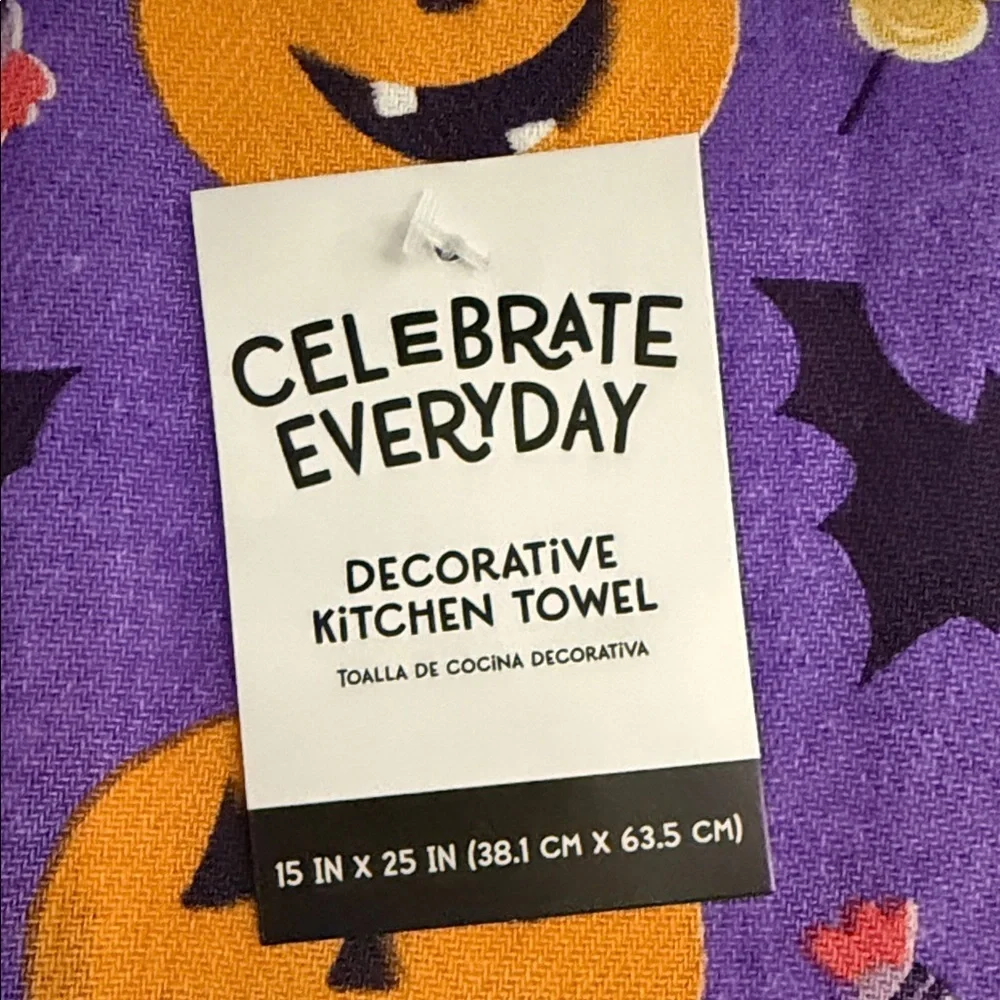 Set of 8 Halloween Themed Kitchen Towels Set